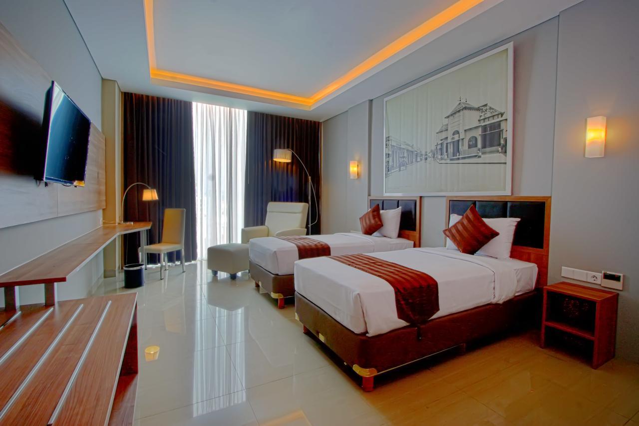 Pasar Baru Square Hotel Bandung Exterior foto